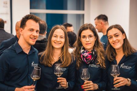 Mlajši del ekipe, zaslužne za festival v Ilirski Bistrici s